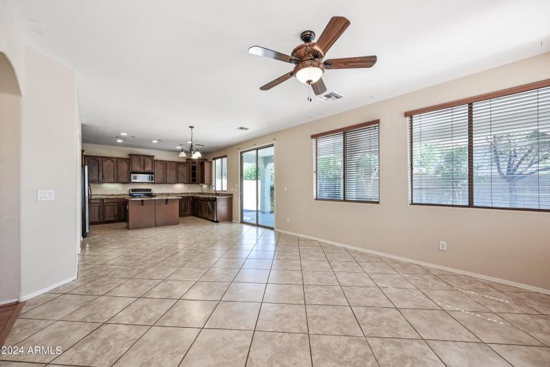 7-1543ENL-ocupix-Day2