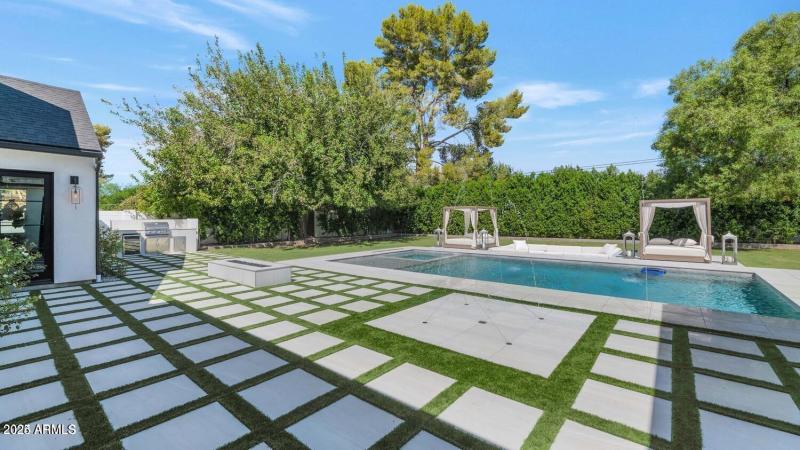 Splash pad for kiddos