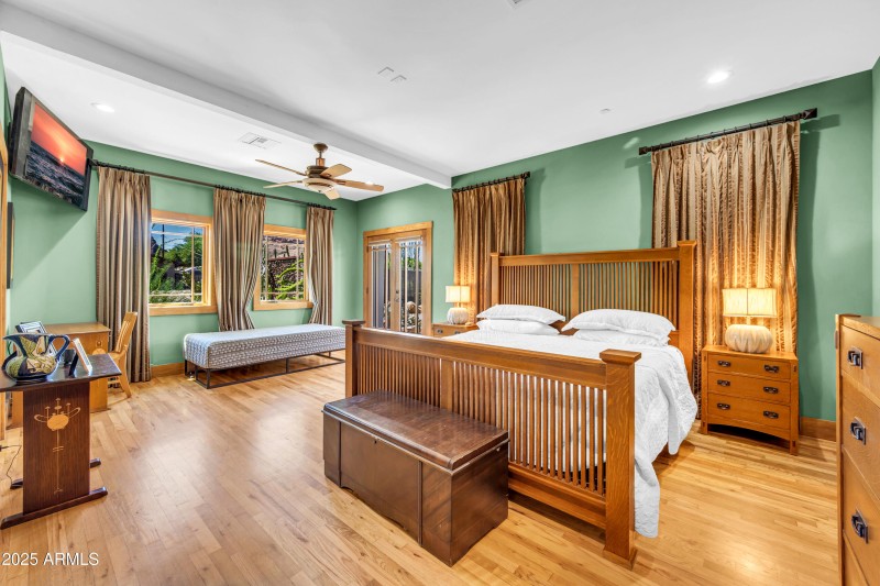 5926 E Vernon Ave-12