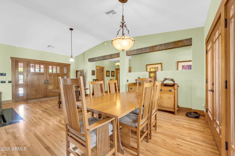 5926 E Vernon Ave-17