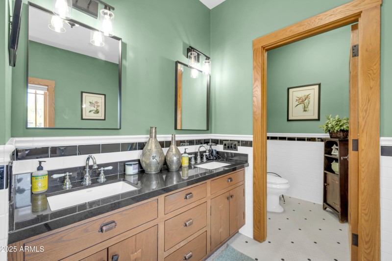 5926 E Vernon Ave-28