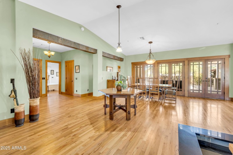 5926 E Vernon Ave-30