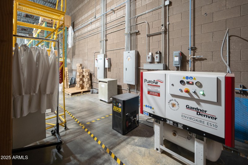 20250825_364-S-Smith-Rd_33