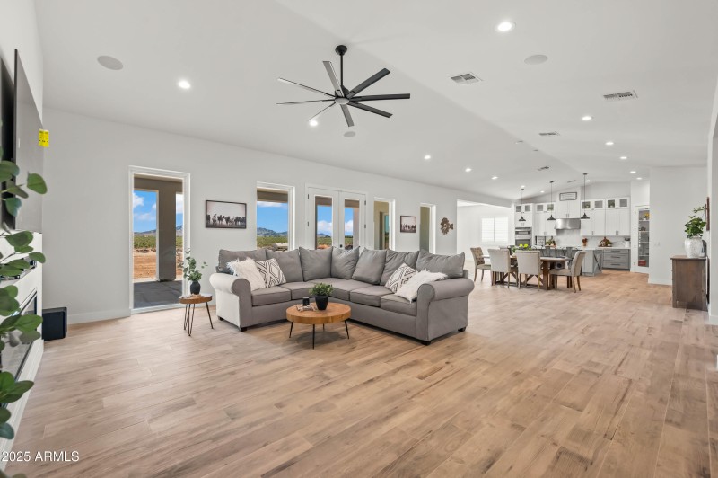 22145 W Harwell Rd Buckeye AZ 85326-84