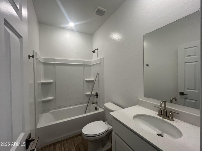 10 - Bath 2