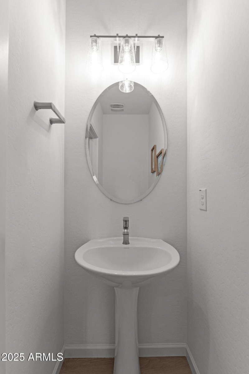 Powder room