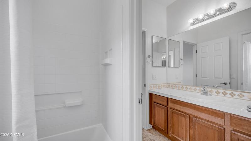 5131 W El Cortez Trl (24)