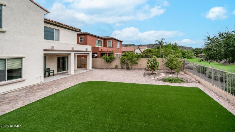 5131 W El Cortez Trl Exterior Photos-10