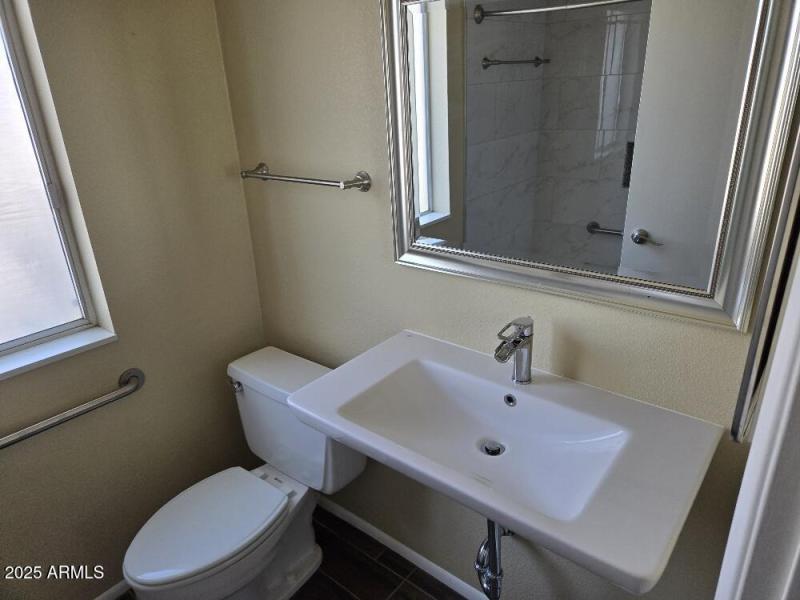 20250822_123710_resized