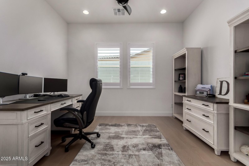 Oversized Home Office