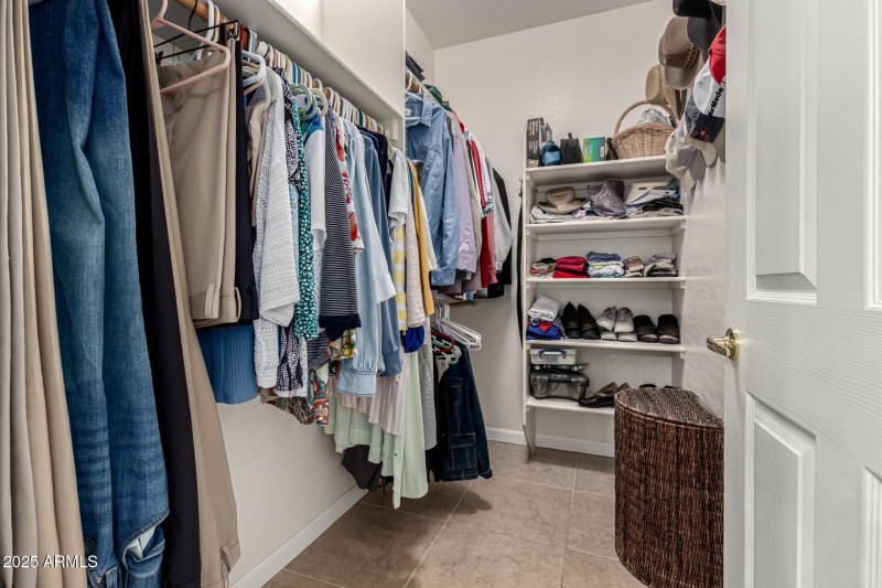 17-Ave of the Fountains