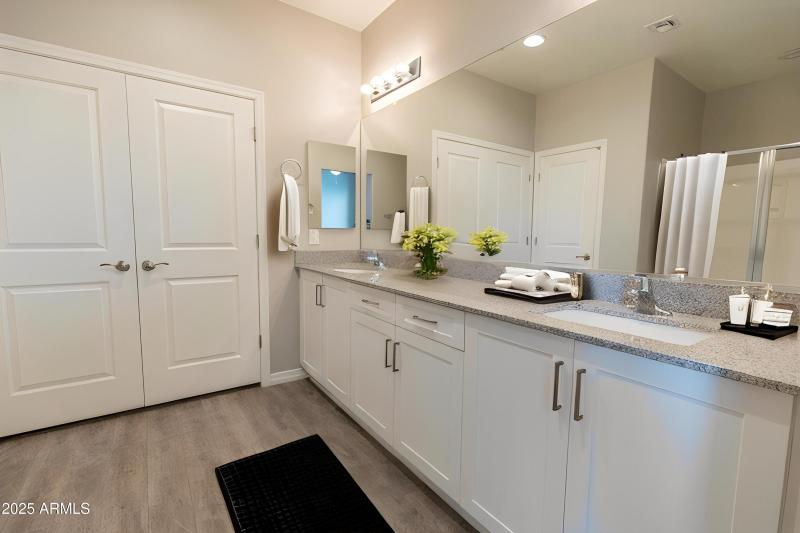 12 - Staged bathroom