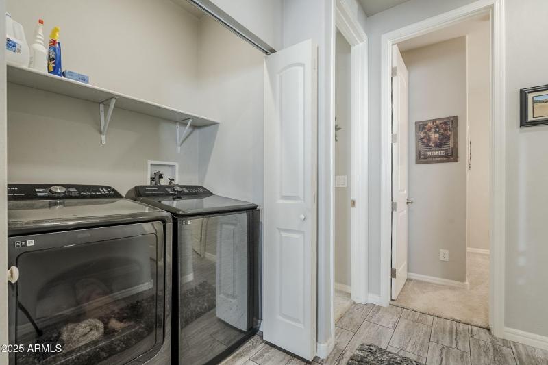 Full sized washer & Dryer