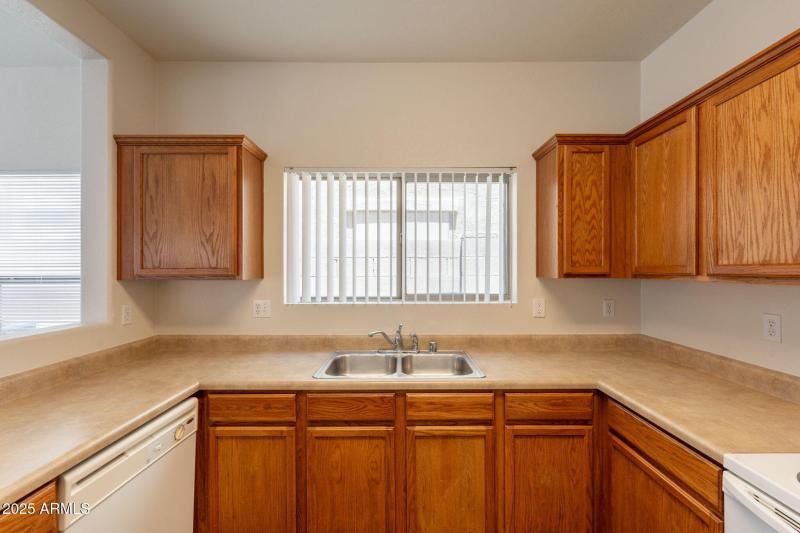 10-web-or-mls-82nd-10