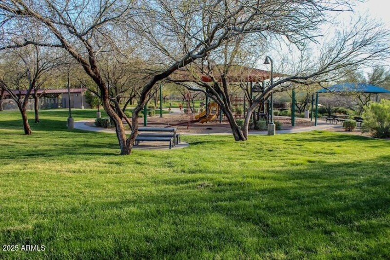 5d5ff3b607ea492eb3c758b236bfe021