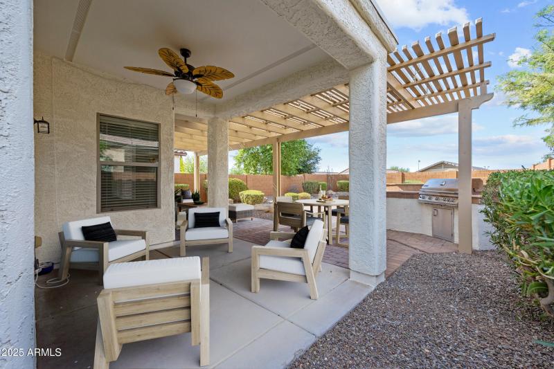 26234 W Behrend Dr-39_VS