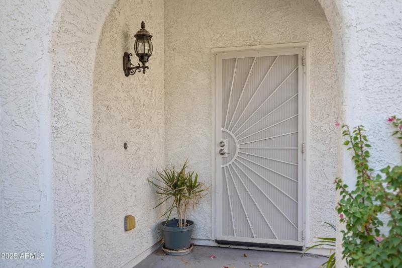 26234 W Behrend Dr-5