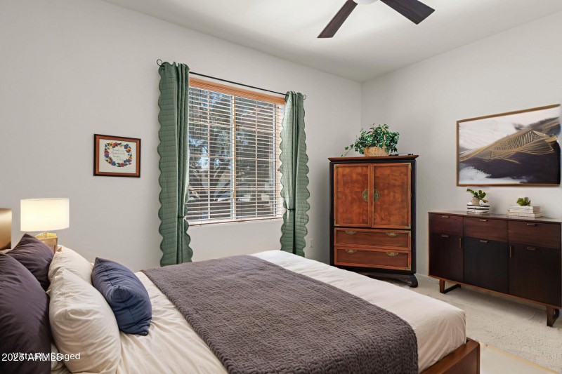Bright Guest Room with Views