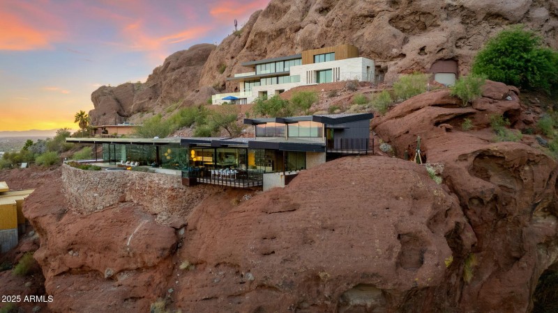 11-web-or-mls-DJI_20250620203358_0372_D