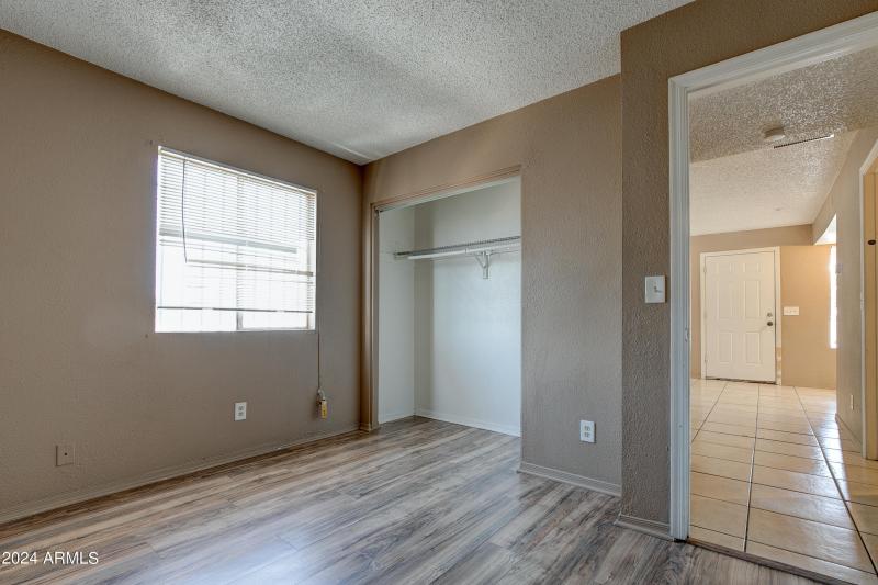 9631 N12th ave phx unit 201-16