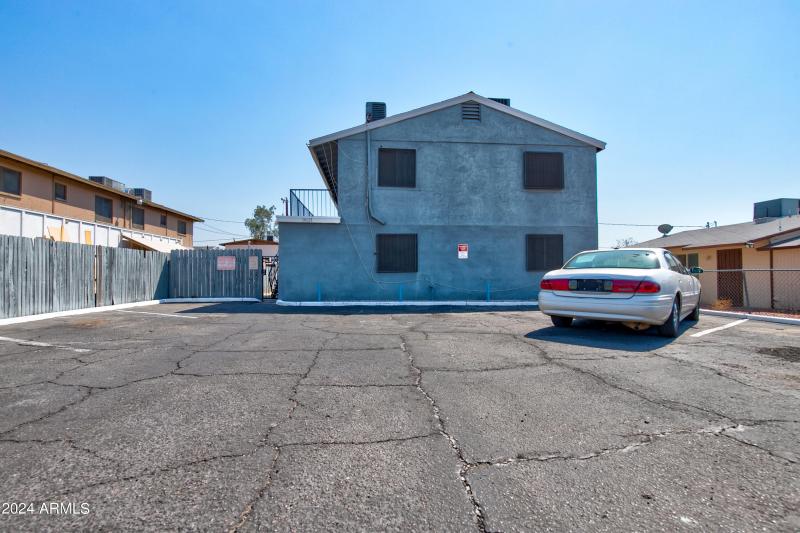 9631 N12th ave phx unit 201-1