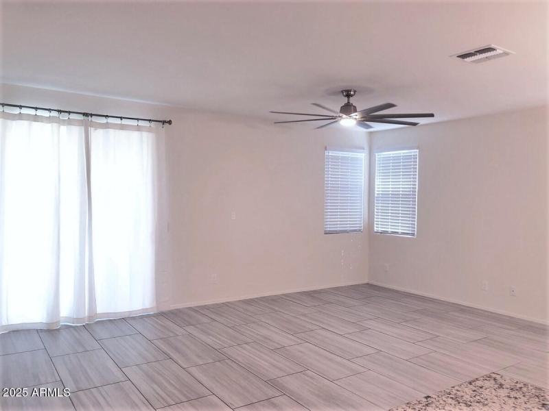 10+View+To+Living+Room