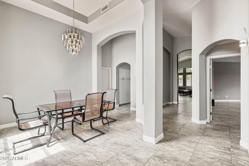 13-web-or-mls-W Weatherby Dr-S2908-013