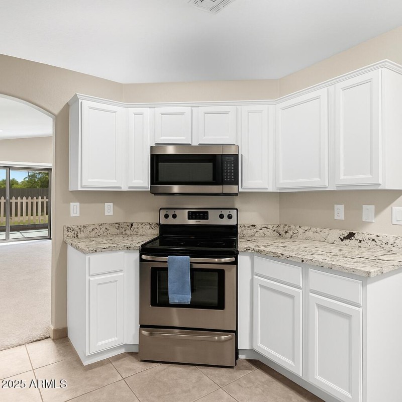 Virtual Rendering of Kitchen in white