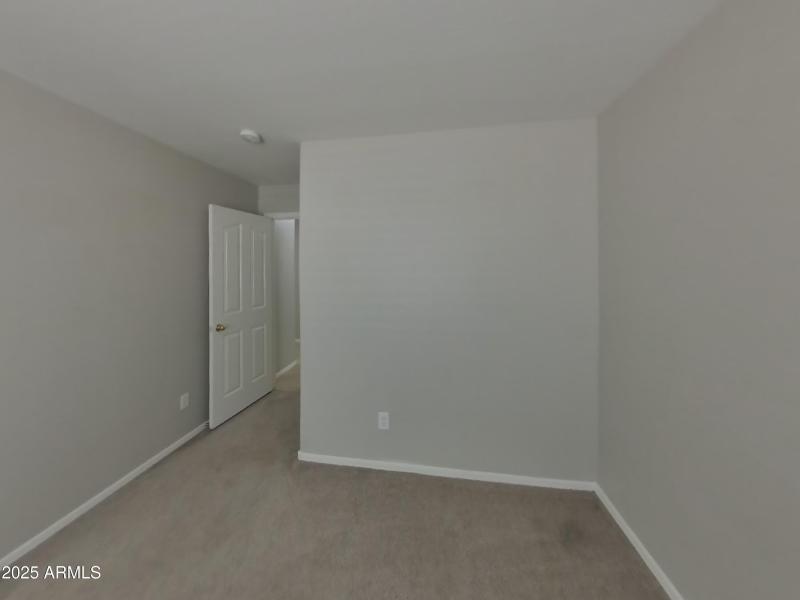 13_pc_1SyyEVrkRr_Le9Tj2WJDE_layout_2