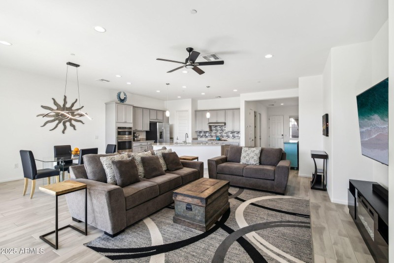 10-web-or-mls-E Prairie Aster Ln-010