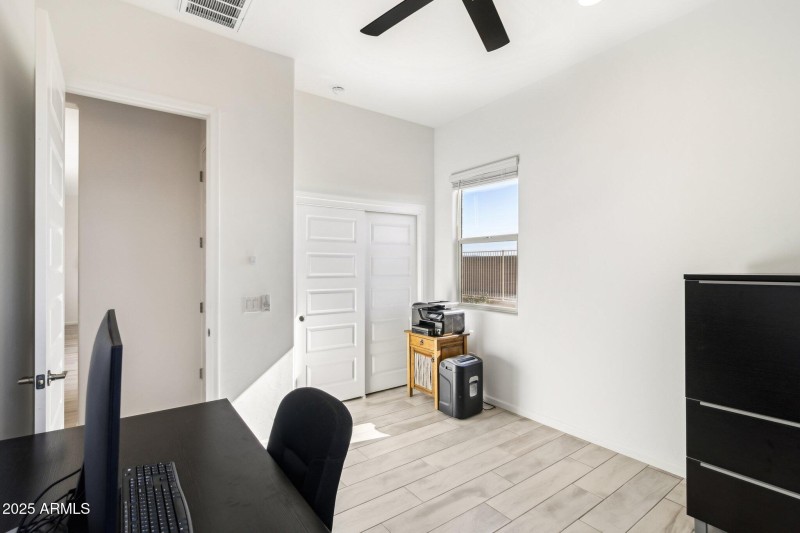 30-web-or-mls-E Prairie Aster Ln-030