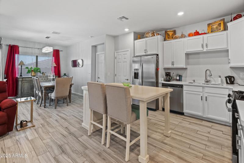 12739 W Myrtle Ave-16