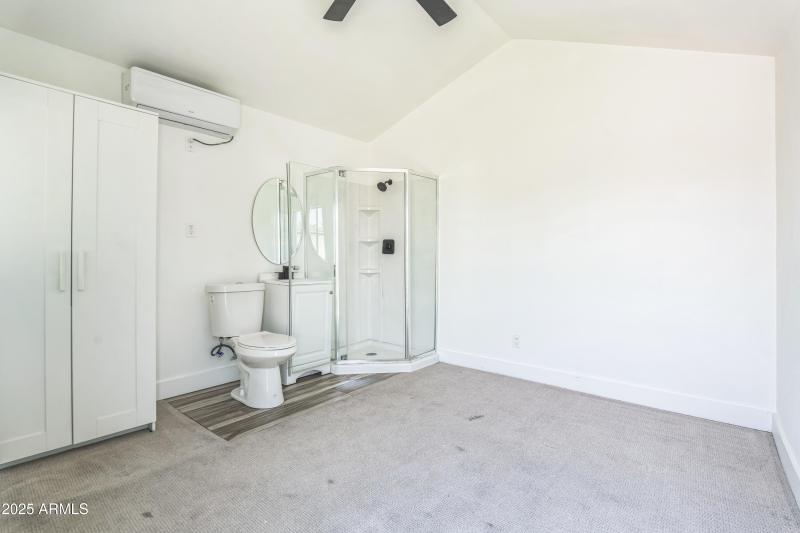 44053727_27_2217_E_Sheridan_St_Phoenix_A