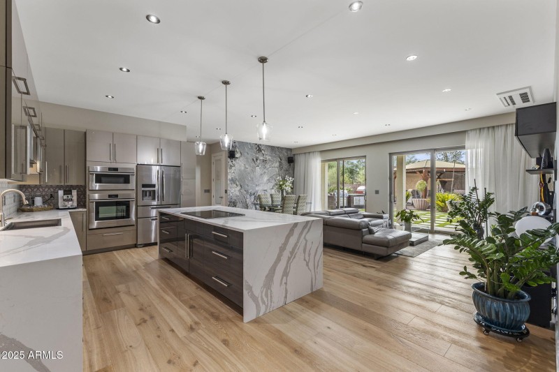 12-web-or-mls-IMG_5967