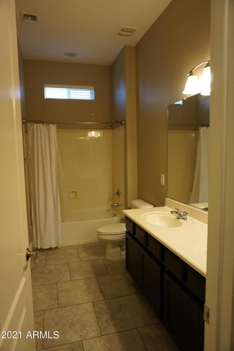 2nd Full Bathroom