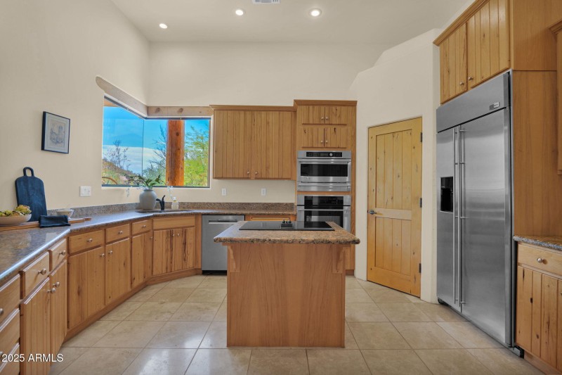 open kitchen walk in pantry