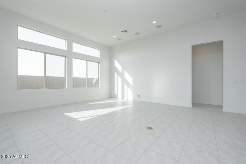 Tri Pointe Blossom Rock 516 - Great Room