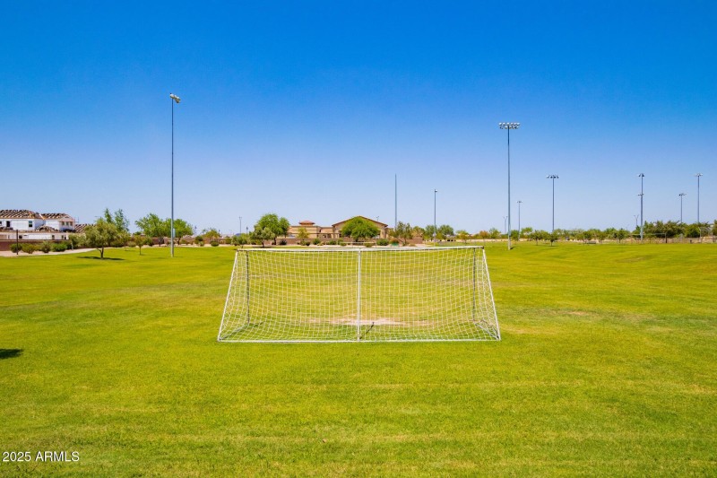 Tartesso sports courts and parks