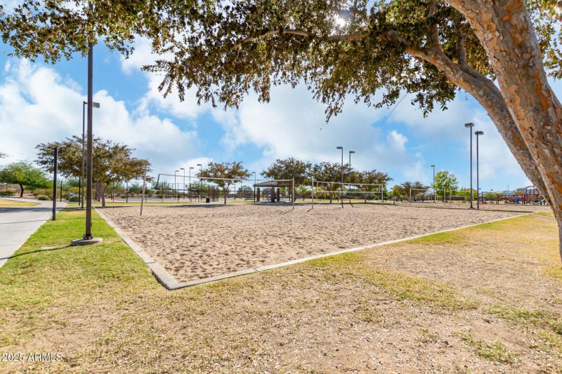 Tartesso sports courts and parks