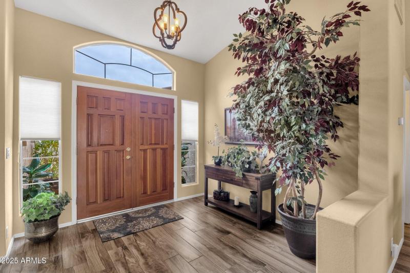 7-web-or-mls-16791-n-86th-dr