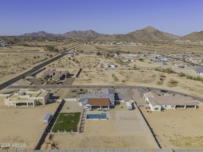 UAS Back Center High