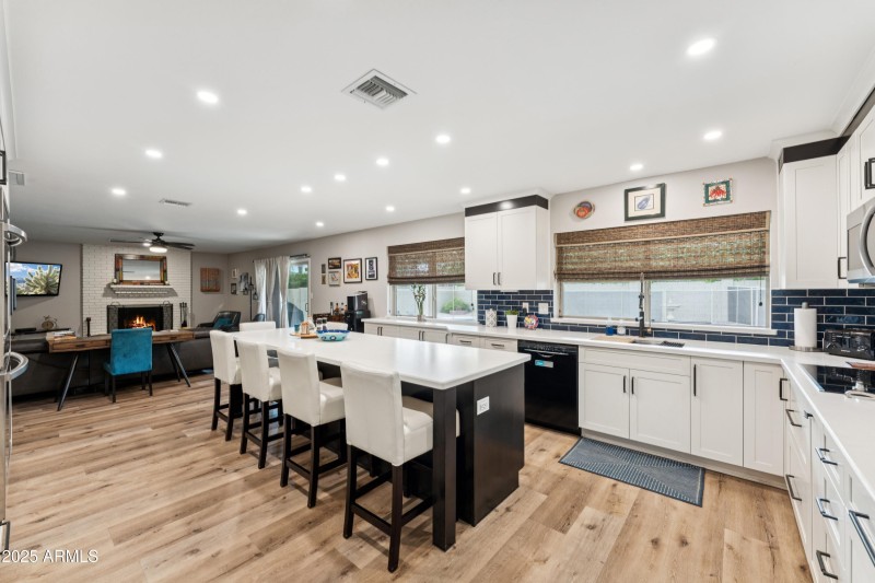 2715 kitchen DL2