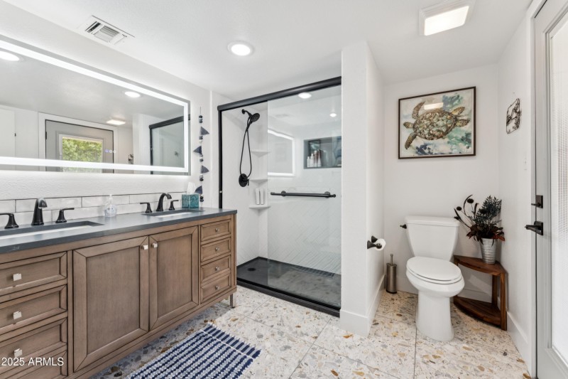 2715 master bath DL
