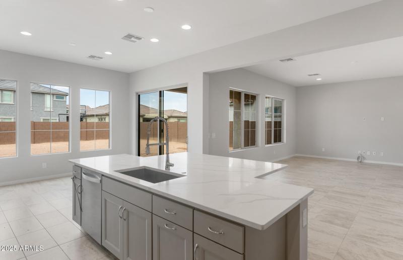 Kitchen/Cafe/Gathering Room