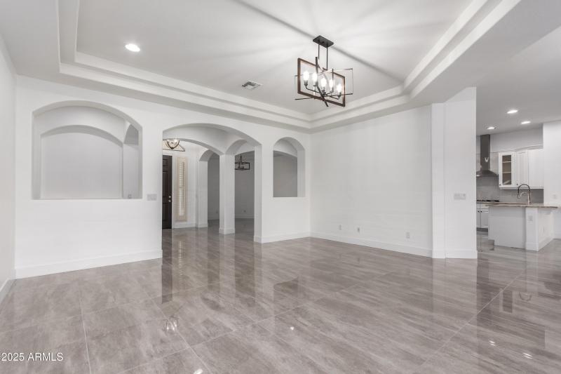 683c77_09 - Buckboard