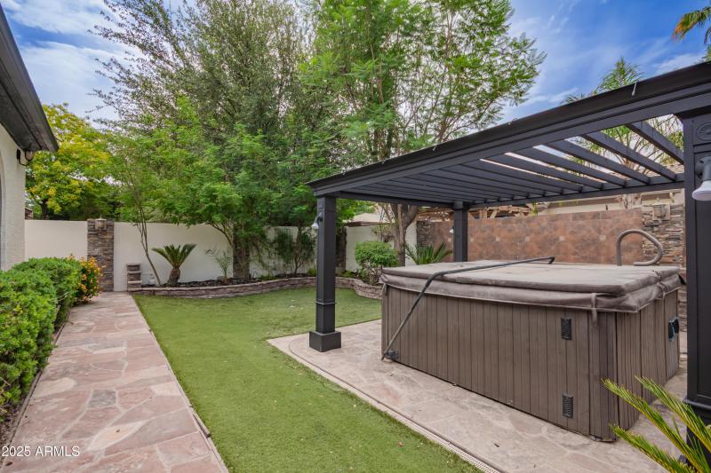 683c77_42 - Buckboard