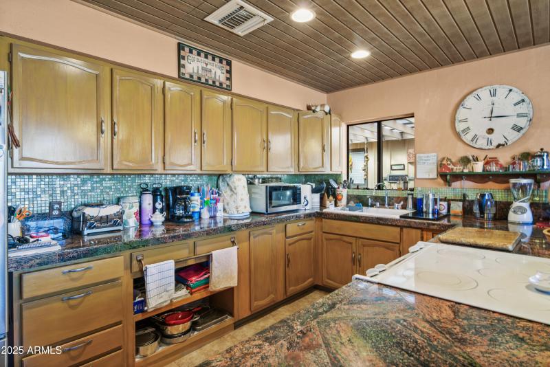 101 S Mesquite St 00015