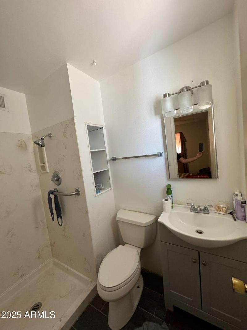 ed5508df-c6e7-438c-b6e2-e02bdc001095