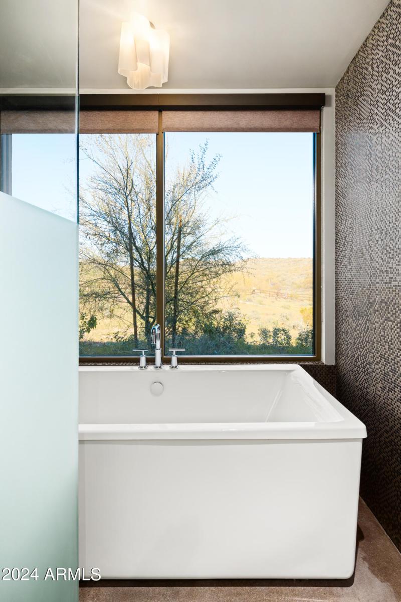 PageCo_15310NSandyBluffRd_WEB-57