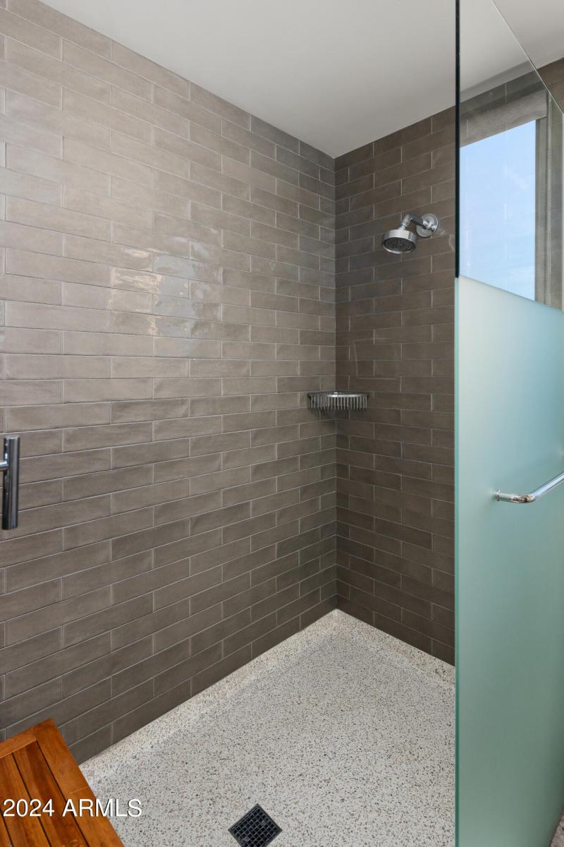 ageCo_15310NSandyBluffRd_WEB-26